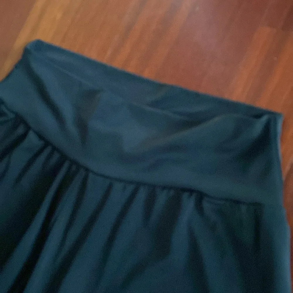 Black Wide Leg Pants for tall women. Sleek look 34” inseam - Picture 3 of 4